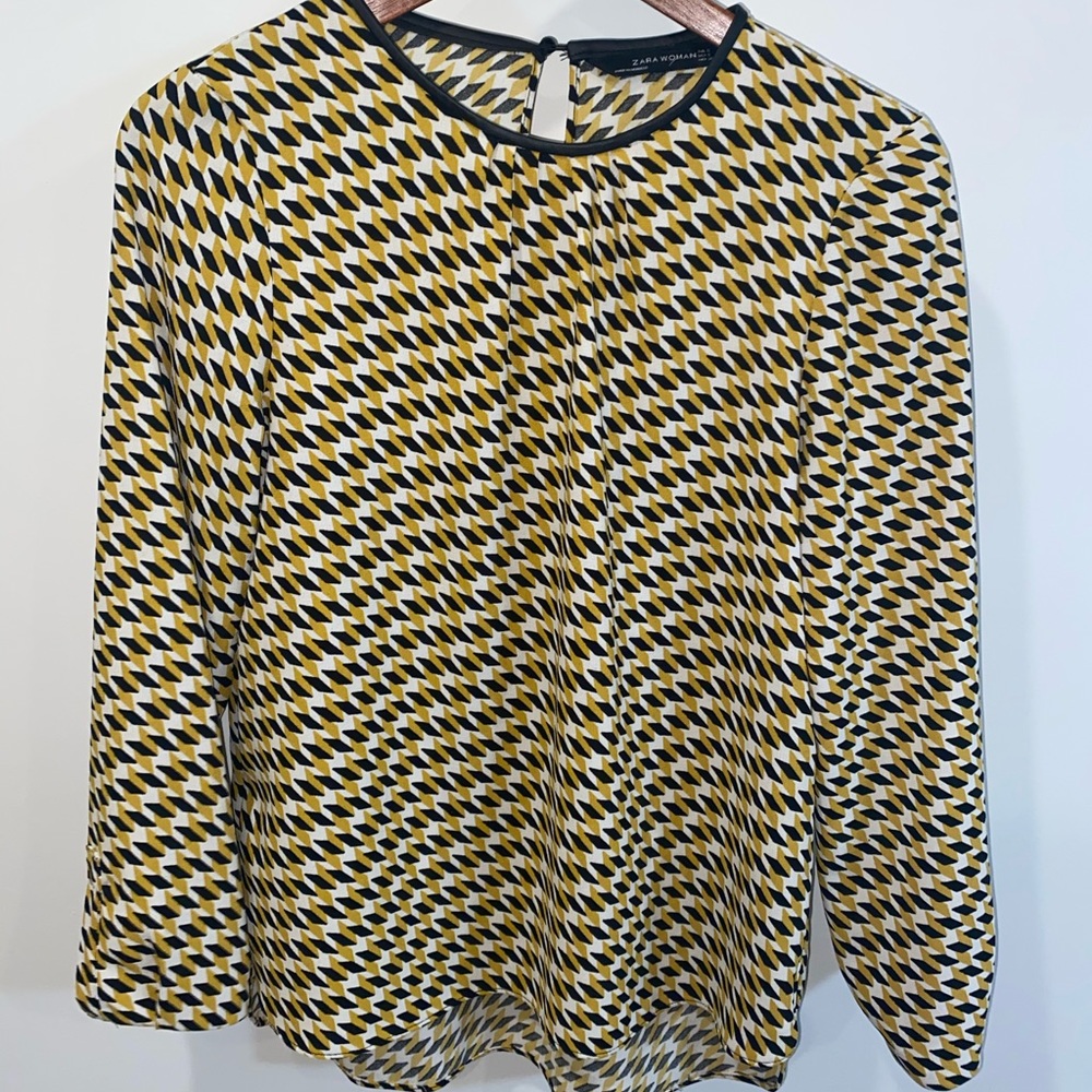 Zara Geometric Pattern Blouse